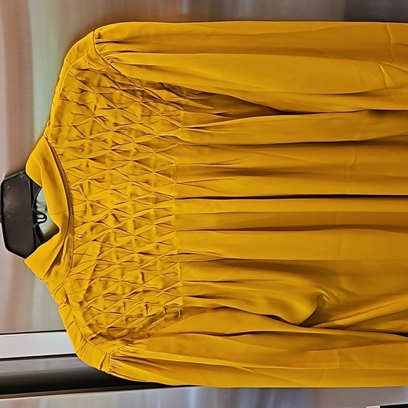 💕TRINA TURK💕 Las Lomas Top ~ CEY Mustard Yellow Neck Bow Tie XL NWT - Picture 6 of 10